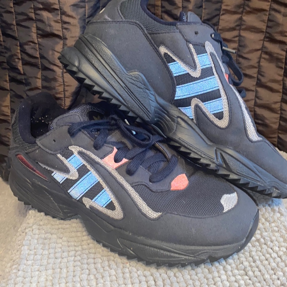 Men’s Adidas shoes